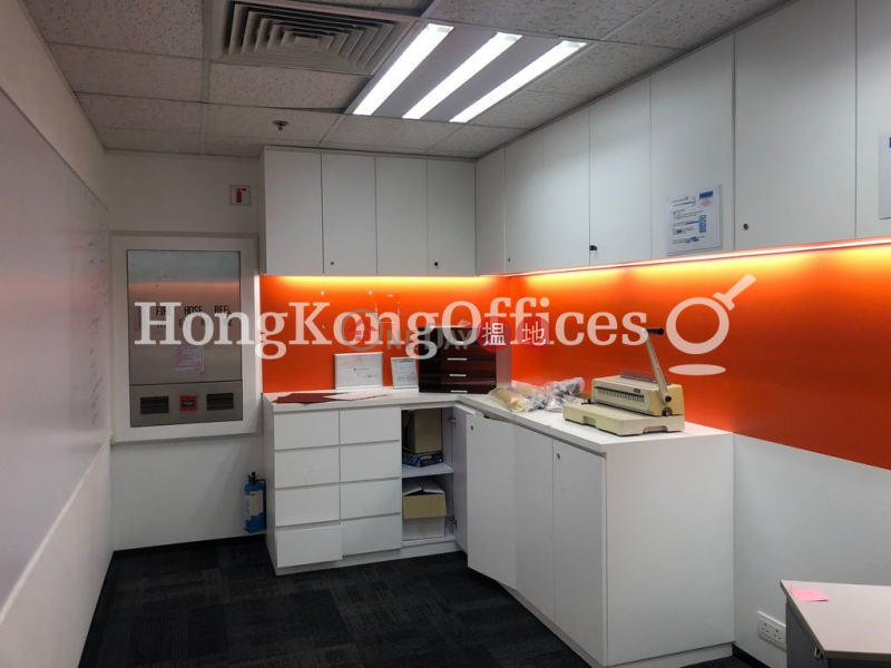 Property Search Hong Kong | OneDay | Office / Commercial Property, Rental Listings Office Unit for Rent at Lee Man Commercial Building