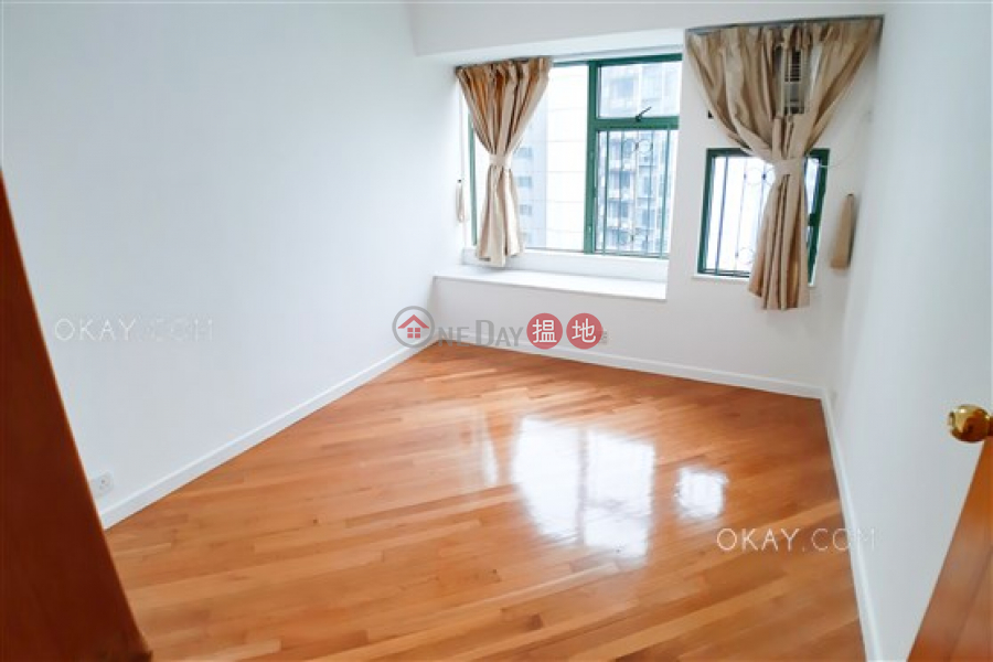 HK$ 59,000/ month | Robinson Place | Western District | Beautiful 3 bedroom on high floor with sea views | Rental