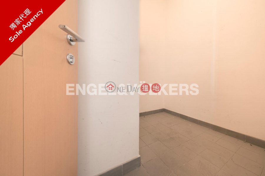 HK$ 33M, The Masterpiece, Yau Tsim Mong, 2 Bedroom Flat for Sale in Tsim Sha Tsui