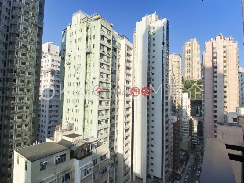 HK$ 35,000/ month, Resiglow Wan Chai District | Tasteful 2 bedroom with balcony | Rental