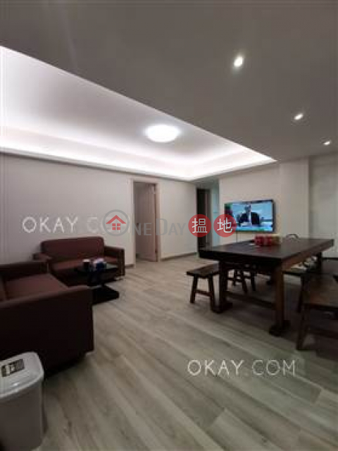 Intimate 3 bedroom in Fortress Hill | Rental | United Building 民眾大廈 _0