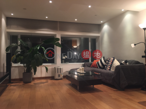 Rare Gem - Spacious 650 sq.ft. Home-office 1 Bed; Full Harbour View - Sheung Wan | Rice Merchant Building 米行大廈 _0