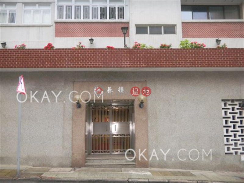 Tasteful 3 bedroom with balcony | Rental, Waiga Mansion 維基樓 Rental Listings | Wan Chai District (OKAY-R286145)