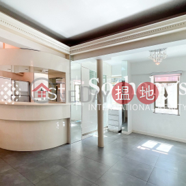 Property for Rent at Merry Court with 3 Bedrooms