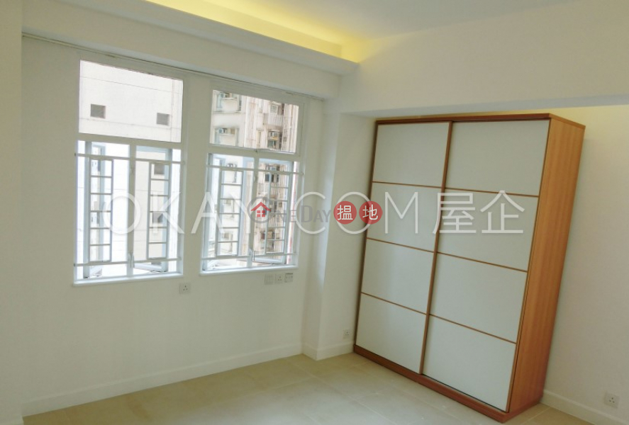 Gorgeous 3 bedroom on high floor with balcony | Rental | Holland Garden 康蘭苑 Rental Listings