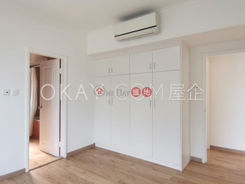 Charming 2 bedroom on high floor with balcony | Rental | The Royal Court 帝景閣 Rental Listings