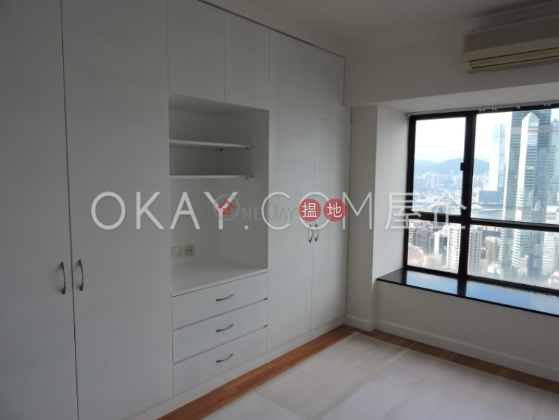 3房2廁,極高層嘉兆臺出售單位|西區嘉兆臺(The Grand Panorama)出售樓盤 (OKAY-S83271)