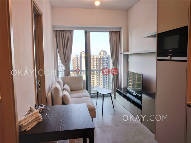 Lovely 1 bedroom on high floor with balcony | Rental | Resiglow Pokfulam RESIGLOW薄扶林 Rental Listings