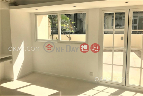 Lovely 1 bedroom with terrace | Rental, Winly Building 永利大廈 | Central District (OKAY-R139038)_0