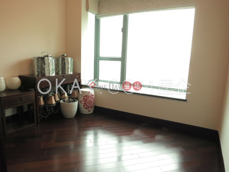 Unique 4 bedroom on high floor with balcony & parking | Rental | Bowen\'s Lookout 寶雲道13號 Rental Listings