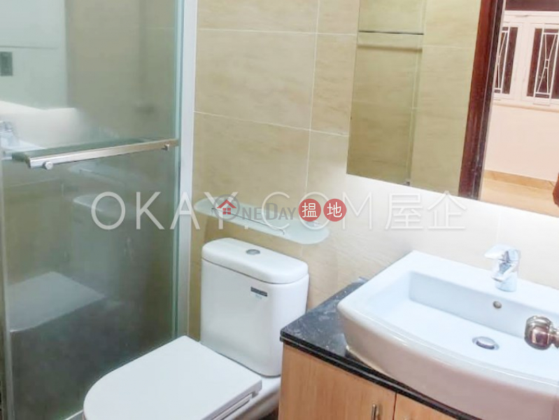 Luxurious 3 bedroom with parking | Rental | Block A Coral Court 珊瑚閣A座 Rental Listings