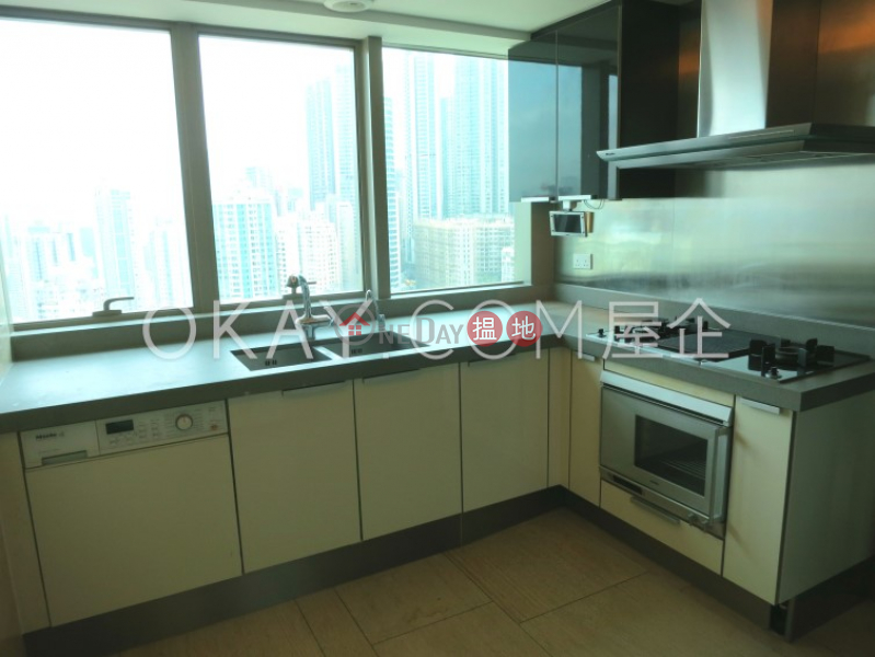HK$ 45M, Centre Place, Western District, Gorgeous 3 bed on high floor with harbour views | For Sale
