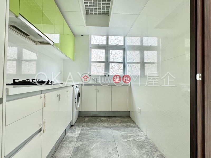 HK$ 27,000/ month New Villa Cecil - Phase 1 | Cheung Chau Charming house with rooftop & balcony | Rental