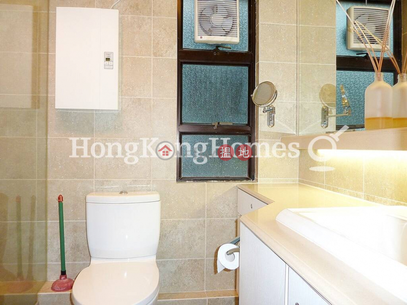 HK$ 24.8M | Gardenview Heights | Wan Chai District | 3 Bedroom Family Unit at Gardenview Heights | For Sale