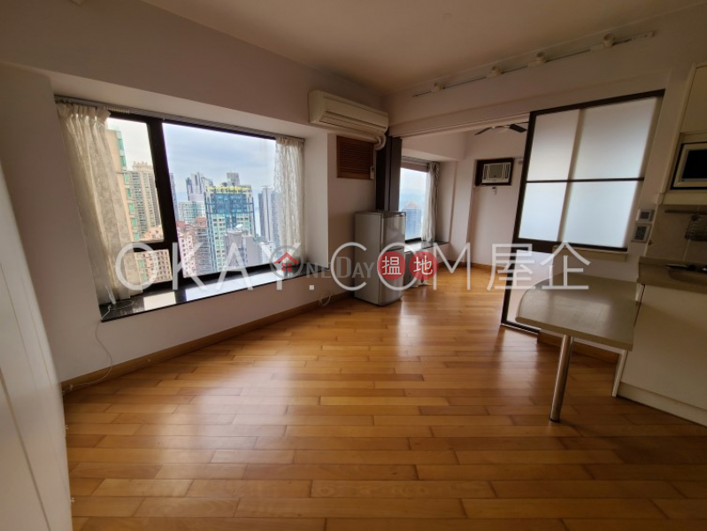 Property Search Hong Kong | OneDay | Residential | Sales Listings Lovely penthouse with harbour views & rooftop | For Sale