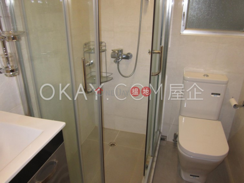 Nicely kept 1 bedroom in Mid-levels West | For Sale | Sherwood Court 慧林閣 Sales Listings
