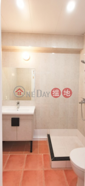HK$ 42,800/ month Hyde Park Mansion Wan Chai District, Elegant 3 bedroom with balcony | Rental