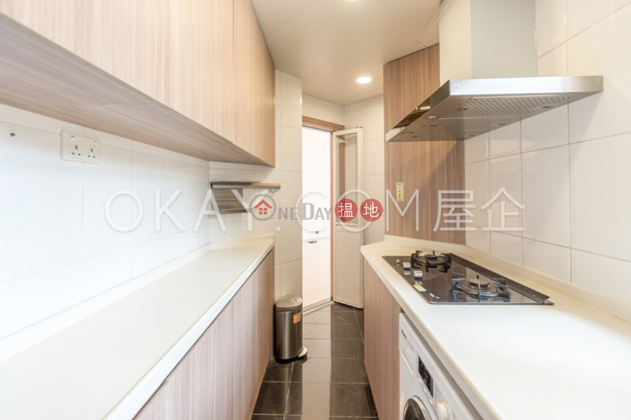 Popular 3 bedroom with terrace & balcony | Rental | Bon-Point 雍慧閣 Rental Listings