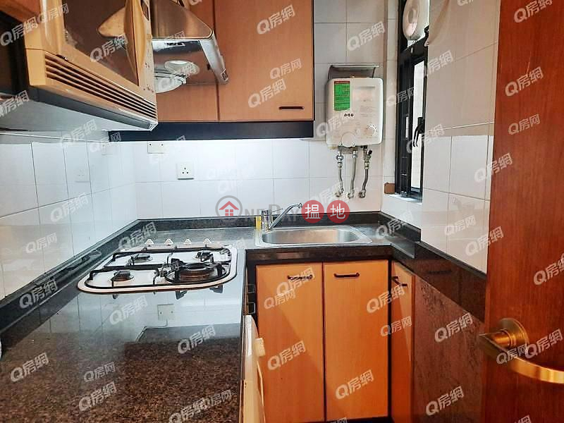 HK$ 19,000/ month Fairview Height | Western District, Fairview Height | 2 bedroom Mid Floor Flat for Rent