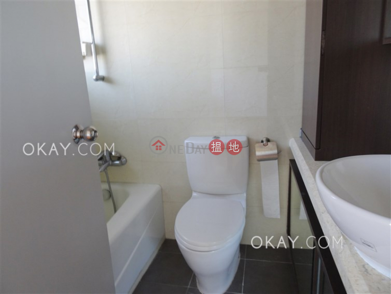 HK$ 50,000/ month | Braemar Hill Mansions Eastern District | Gorgeous 3 bedroom with balcony & parking | Rental