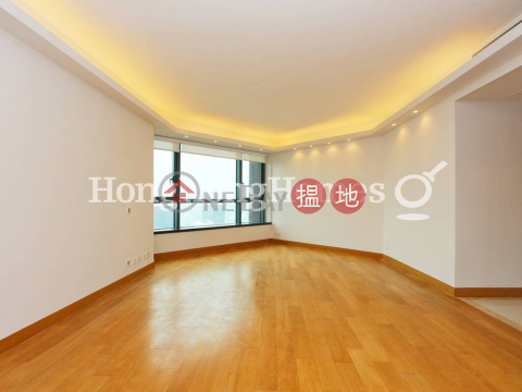 3 Bedroom Family Unit for Rent at 80 Robinson Road | 80 Robinson Road 羅便臣道80號 _0