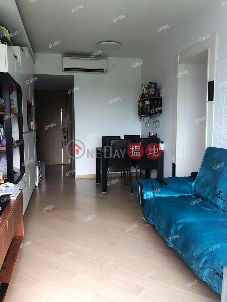 Property Search Hong Kong | OneDay | Residential Rental Listings | Park Yoho Venezia Phase 1B Block 3A | 3 bedroom Mid Floor Flat for Rent