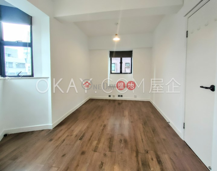 HK$ 32,000/ month | Goodview Court | Central District | Elegant 2 bedroom on high floor | Rental