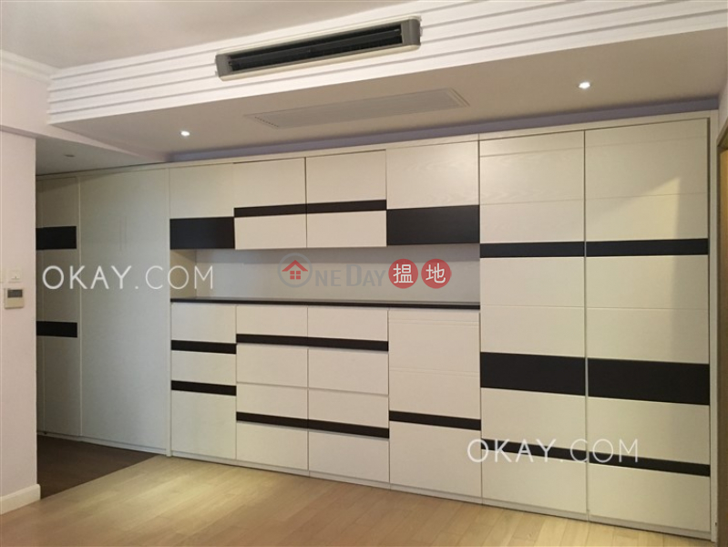 Charming 3 bedroom with parking | For Sale | Morengo Court 昍逵閣 Sales Listings