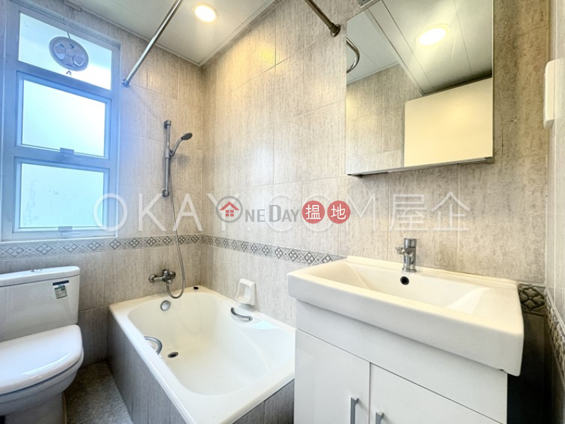Luxurious 3 bedroom with balcony | Rental | Villa Martini Block 1 醇廬1座 Rental Listings
