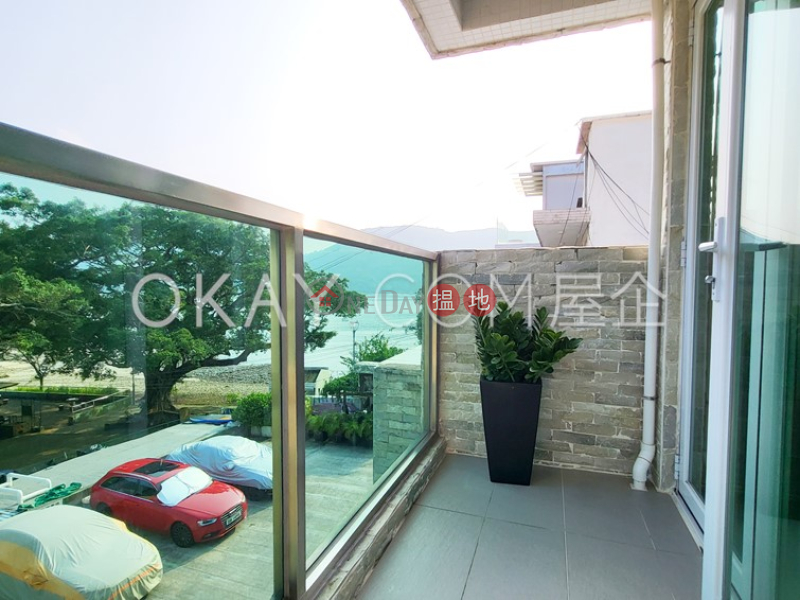 Tasteful house with rooftop & balcony | For Sale | Tai Au Mun 大坳門 Sales Listings