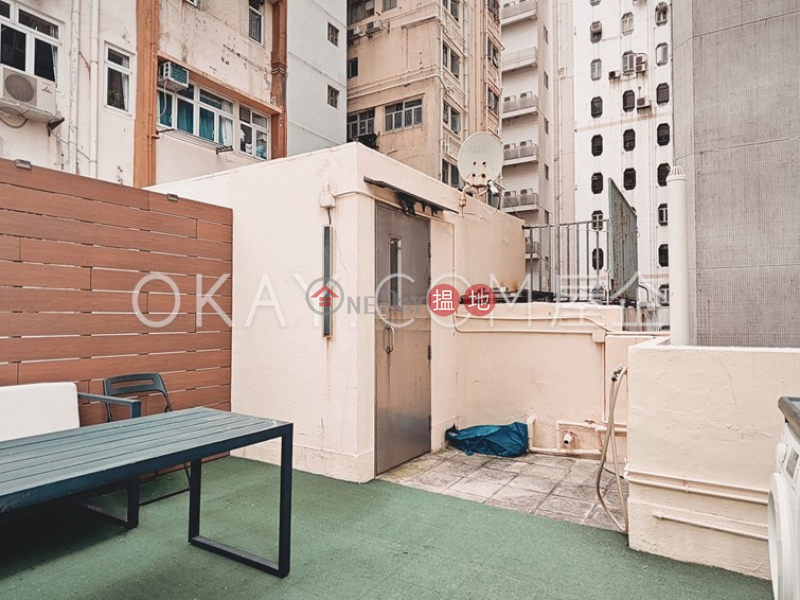 Property Search Hong Kong | OneDay | Residential Sales Listings Intimate high floor in Sheung Wan | For Sale