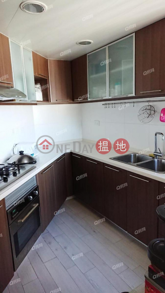 HK$ 36M | Robinson Place Central District | Robinson Place | 3 bedroom High Floor Flat for Sale