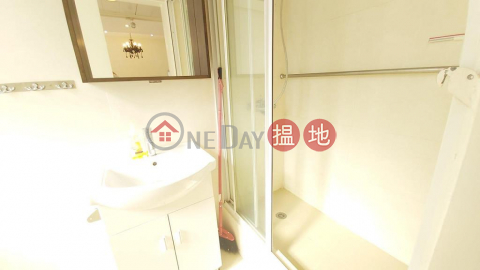 Flat for Rent in Tung Po Building, Wan Chai | Tung Po Building 東寶樓 _0