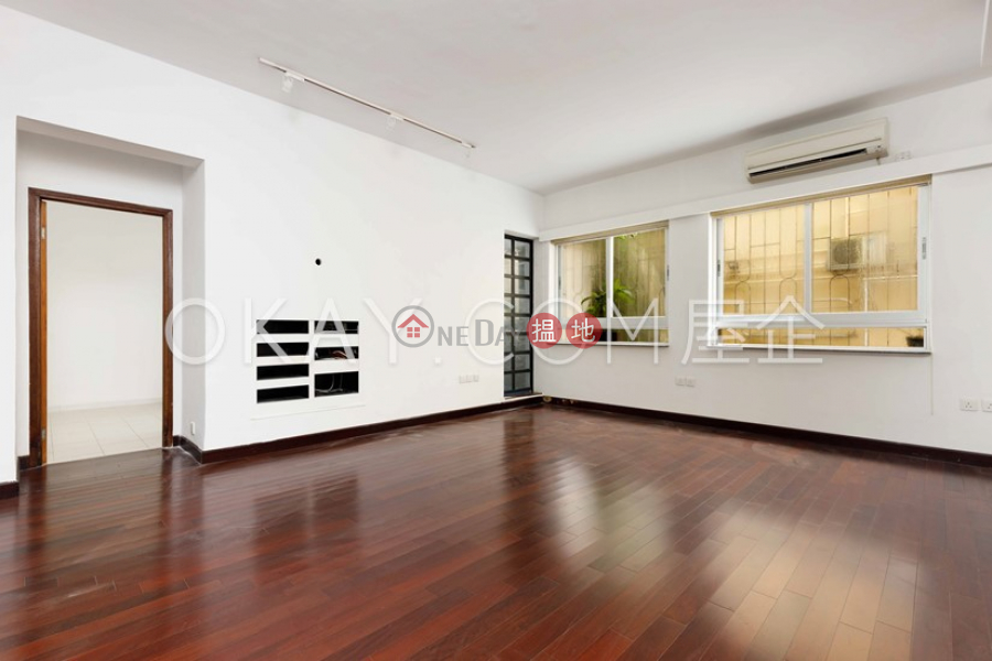 HK$ 24.9M, Bayview Mansion, Central District Luxurious 2 bedroom with terrace | For Sale