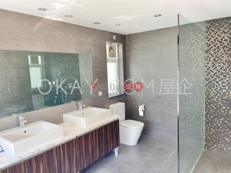 HK$ 24M | No. 1A Pan Long Wan | Sai Kung Nicely kept house with rooftop, balcony | For Sale