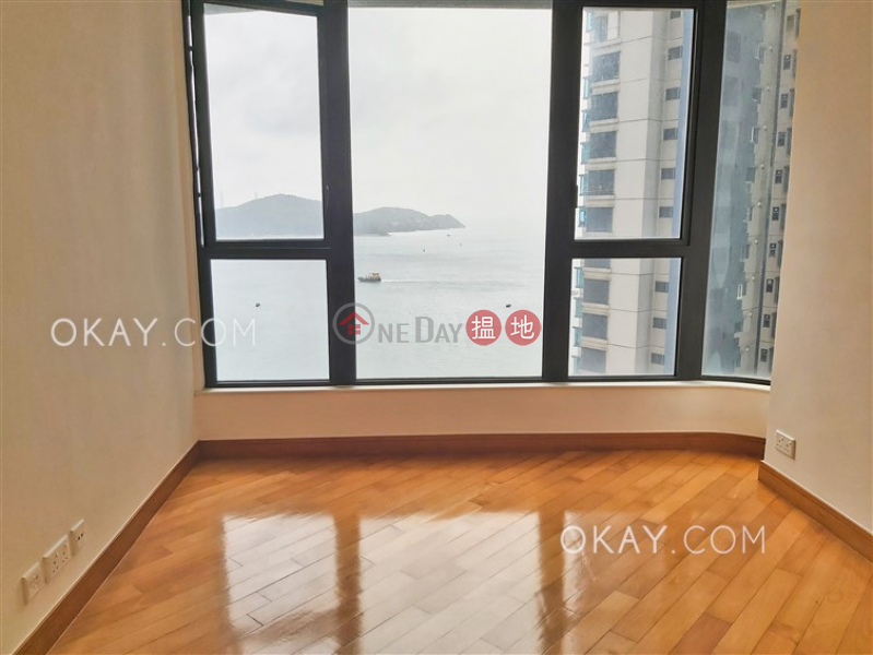 HK$ 40,000/ month | Phase 6 Residence Bel-Air | Southern District | Tasteful 2 bedroom with sea views, balcony | Rental