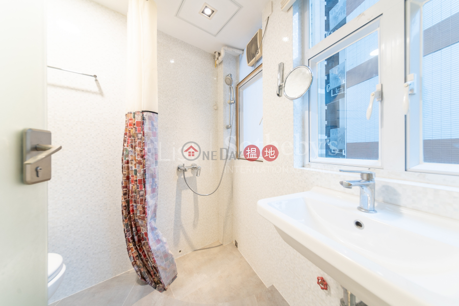 Property for Rent at 2 Monmouth Terrace with 3 Bedrooms | 2 Monmouth Terrace 萬茂臺 Rental Listings