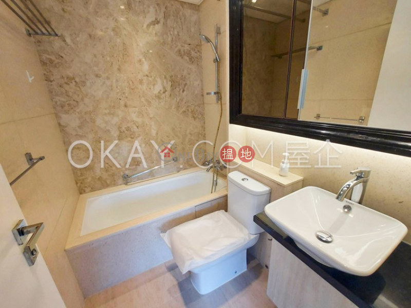 Rare 3 bedroom on high floor with balcony | Rental | Serenade 上林 Rental Listings
