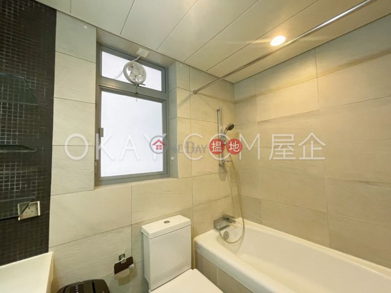 Rare 3 bedroom on high floor with sea views & balcony | Rental | Tower 5 Grand Promenade 嘉亨灣 5座 Rental Listings