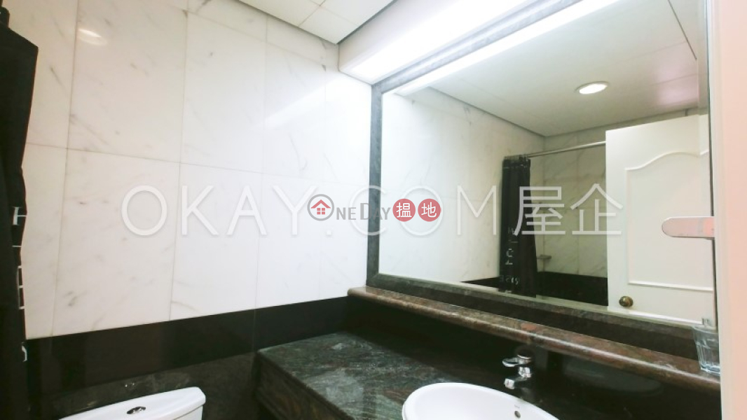 Hillsborough Court | High, Residential | Rental Listings HK$ 38,000/ month