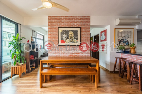 Rare 3 bedroom with balcony | For Sale, Winner Court 榮華閣 | Central District (OKAY-S65521)_0