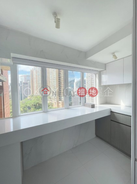 HK$ 24M | The Broadville, Wan Chai District Tasteful 3 bedroom on high floor | For Sale