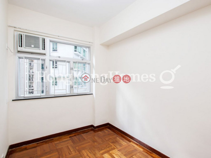 3 Bedroom Family Unit for Rent at Garfield Mansion, 23 Seymour Road | Western District | Hong Kong Rental | HK$ 32,000/ month