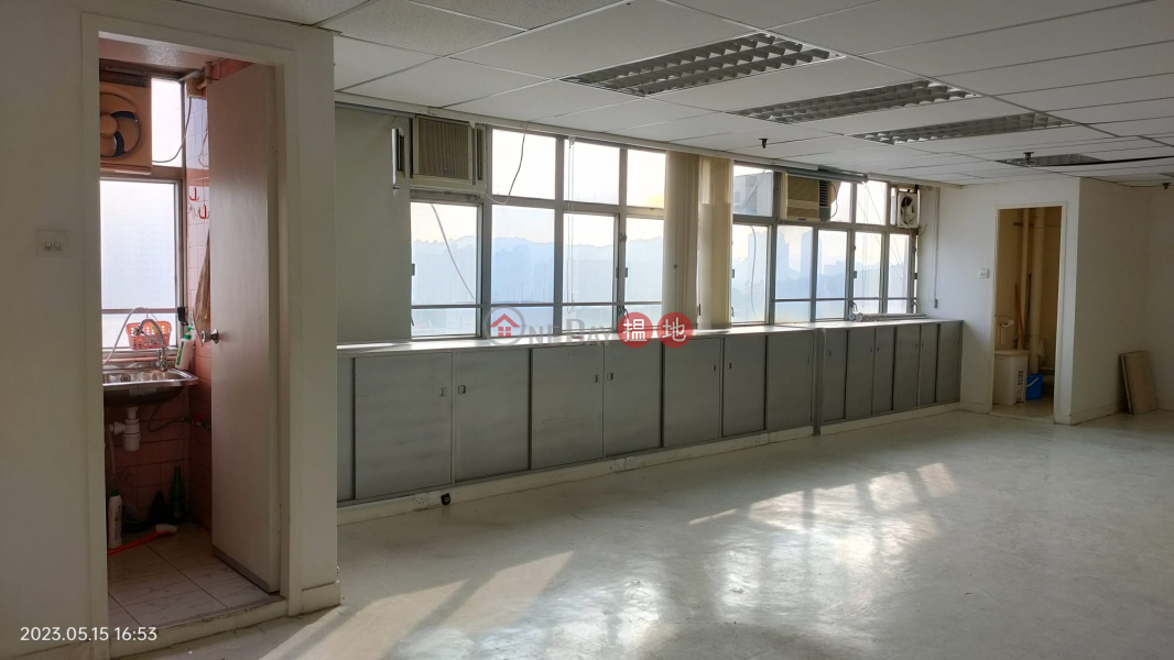 Kwai Chung, written decoration, beautiful lobby, next to the subway station, adjacent to the Metropolitan Kwai Chung Plaza, ready to rent | Fook Yip Building 福業大廈 Rental Listings
