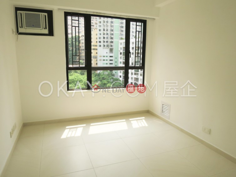 HK$ 28M Skylight Tower Western District | Popular 3 bedroom with sea views & parking | For Sale