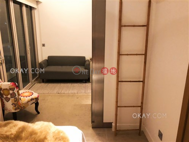 HK$ 8.38M, Eight South Lane Western District, Popular 1 bedroom on high floor with balcony | For Sale