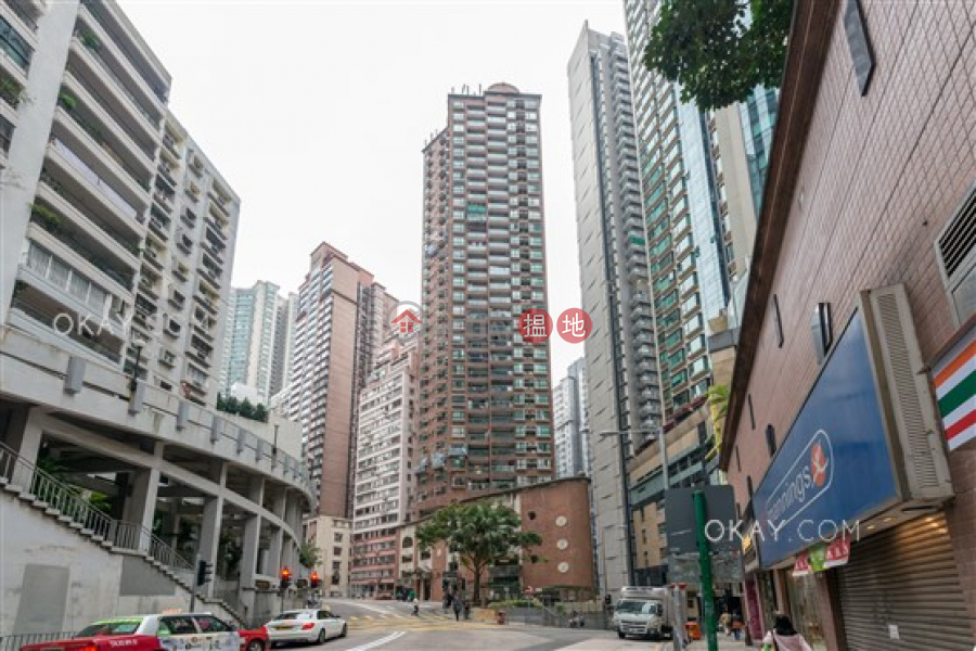 香港搵樓|租樓|二手盤|買樓| 搵地 | 住宅-出租樓盤|2房2廁,實用率高,極高層,露台信怡閣出租單位