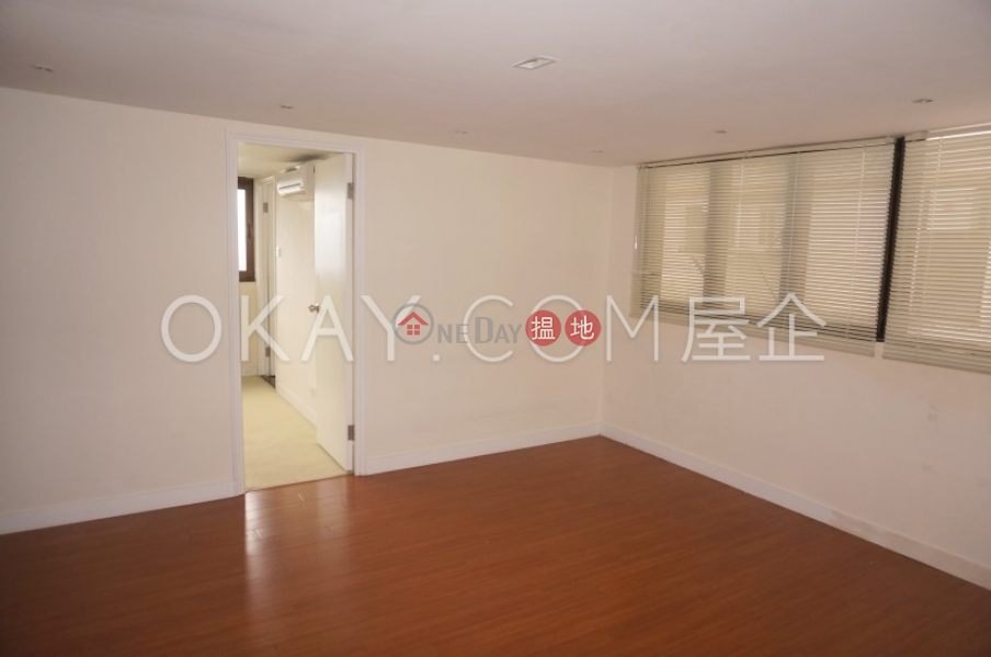 HK$ 55,000/ month | Violet Garden | Sai Kung Tasteful house with sea views & parking | Rental