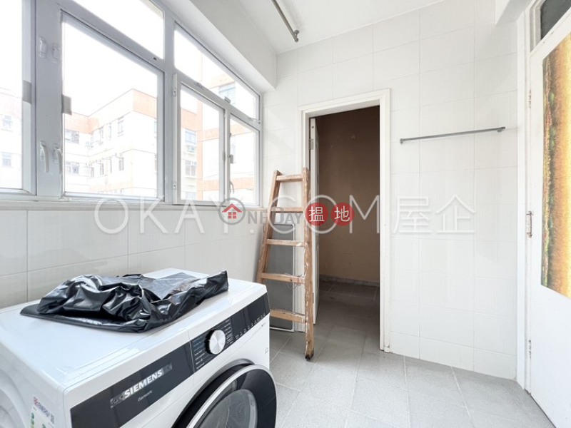 Luxurious 3 bedroom with balcony & parking | Rental 15-37 Broadcast Drive | Kowloon City | Hong Kong Rental | HK$ 42,000/ month