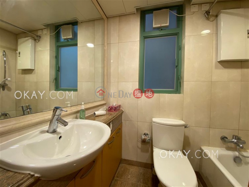 HK$ 37,000/ month, Bon-Point | Western District Unique 3 bedroom with balcony | Rental